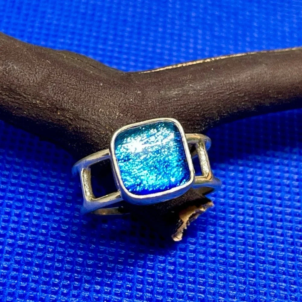 Elegant Dichroic Blue 925 Silver Ring Beautiful Bright Bold